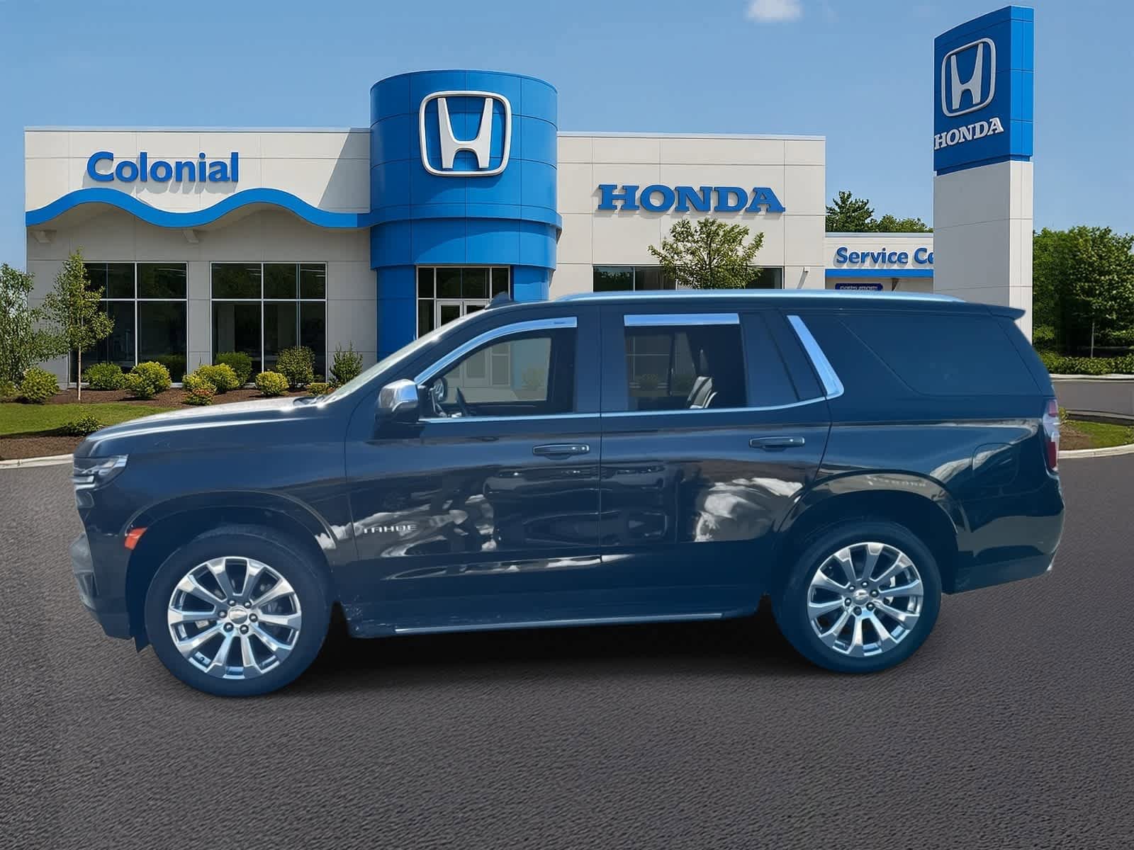 Used 2021 Chevrolet Tahoe Premier image 3
