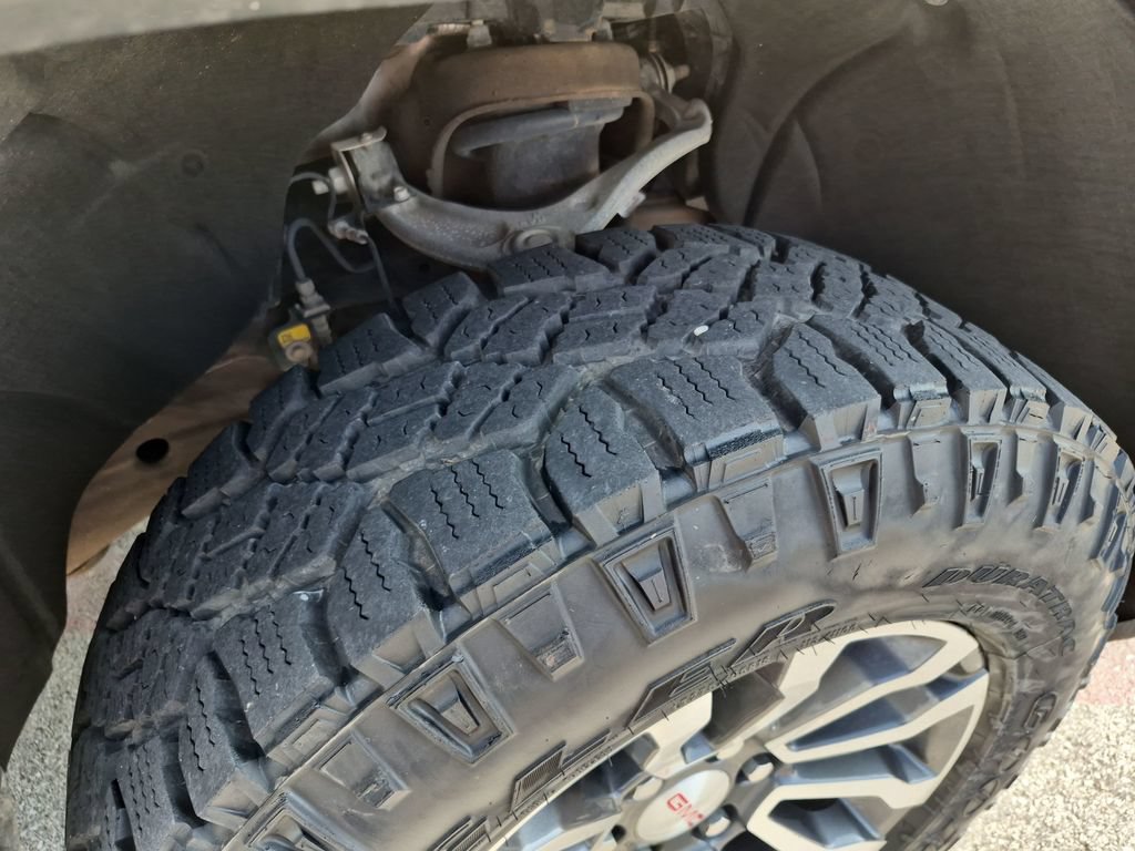 Used 2023 GMC Sierra 1500 AT4 AWD/4WD image 16
