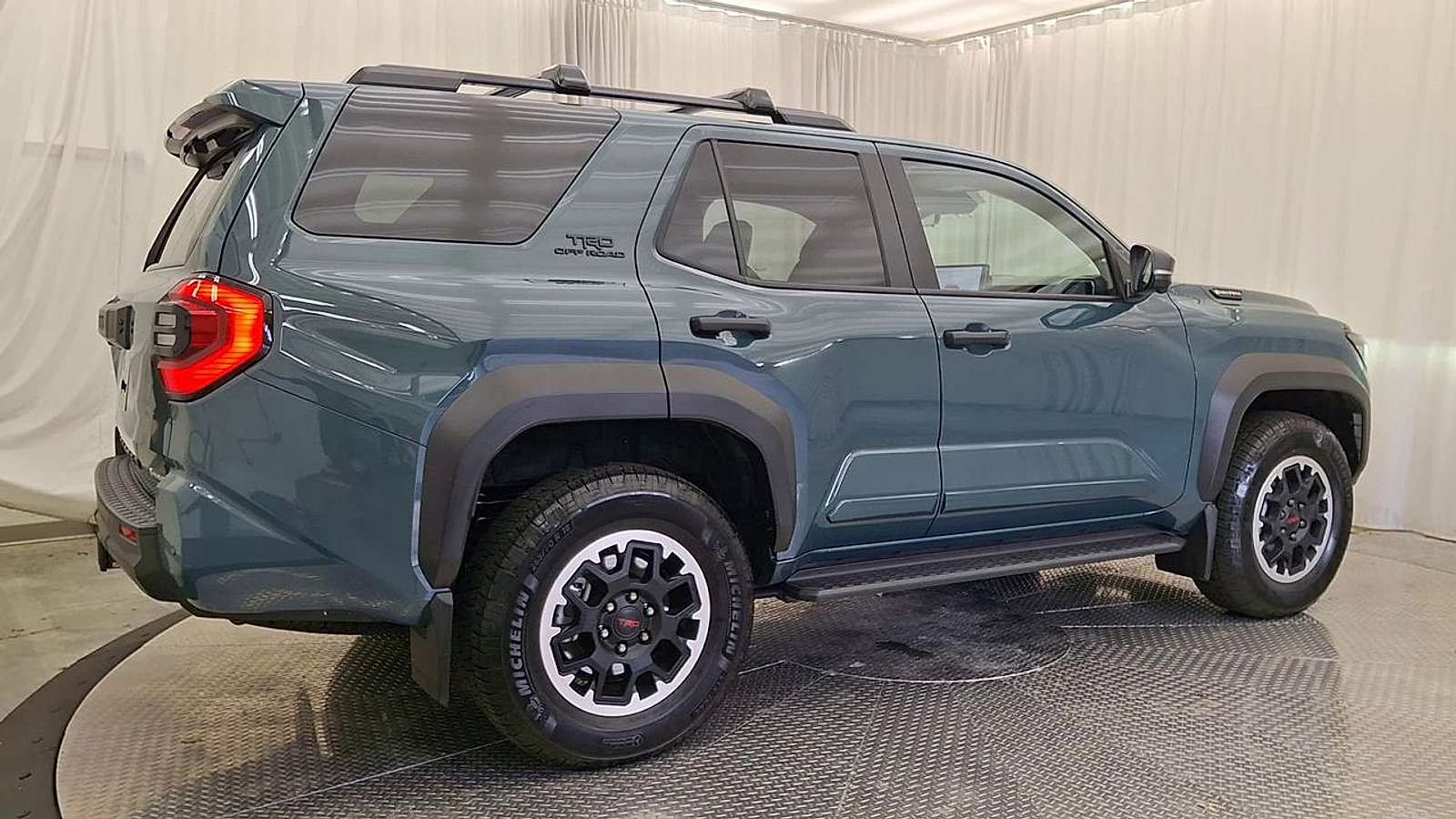 Certified 2025 Toyota 4Runner TRD Off-Road Premium w/ Tow Technology Package AWD/4WD image 6