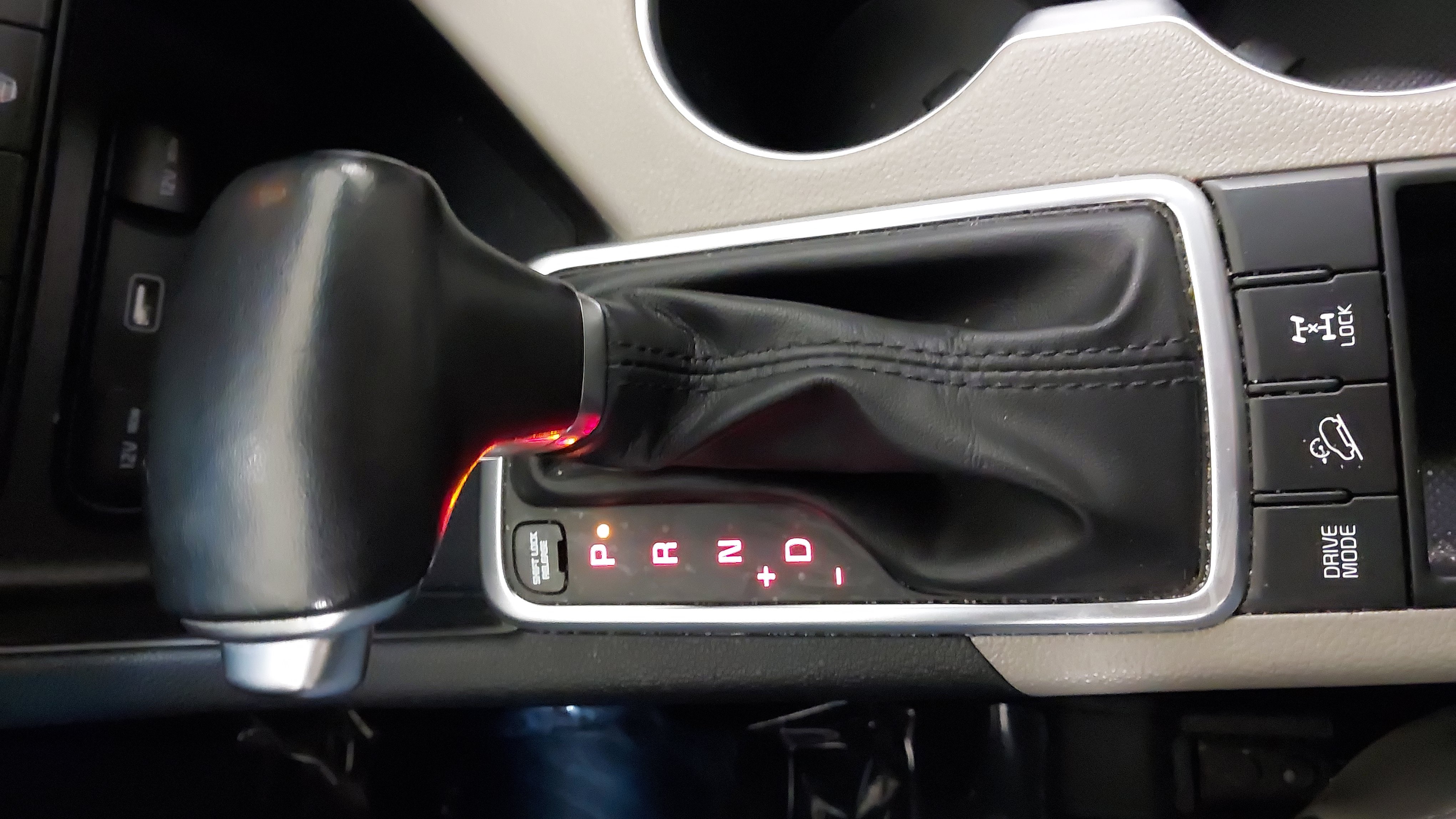 Used 2020 Kia Sportage EX AWD/4WD image 21