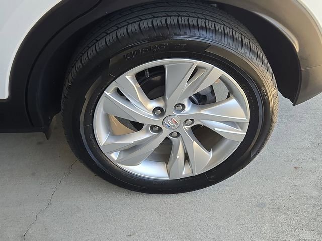 Certified 2024 Buick Encore GX Preferred w/ Comfort Package FWD image 31