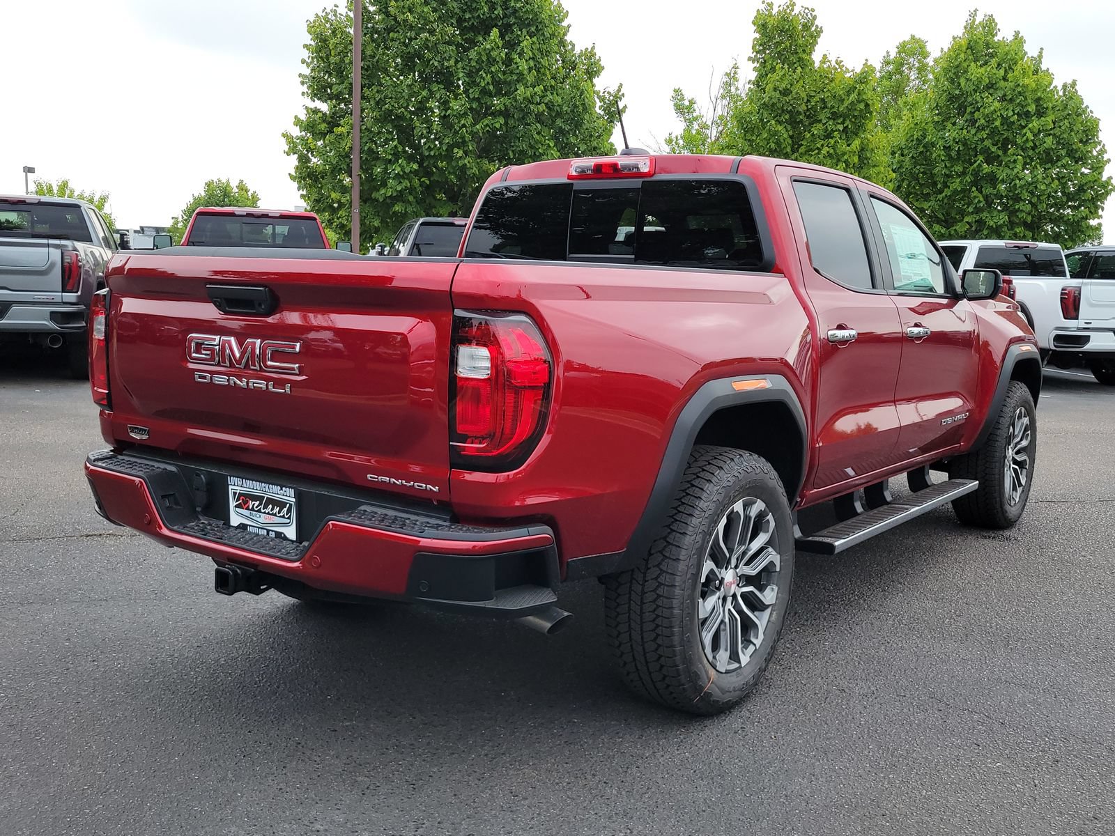 New 2026 GMC Canyon Denali AWD/4WD image 3