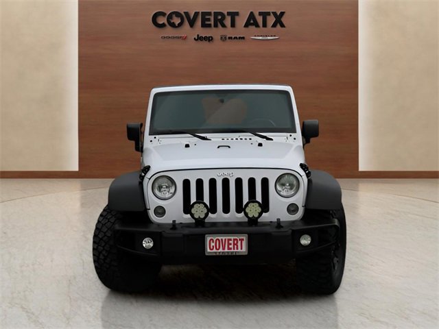 Used 2016 Jeep Wrangler Unlimited Rubicon w/ Connectivity Group image 8