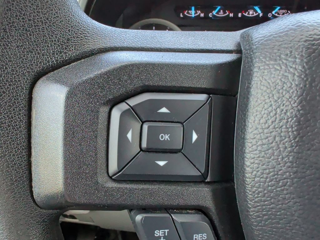 Used 2018 Ford F250 XLT w/ XLT Premium Package AWD/4WD image 26