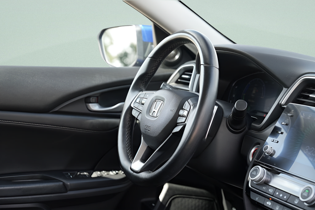 Used 2019 Honda Insight Touring image 12