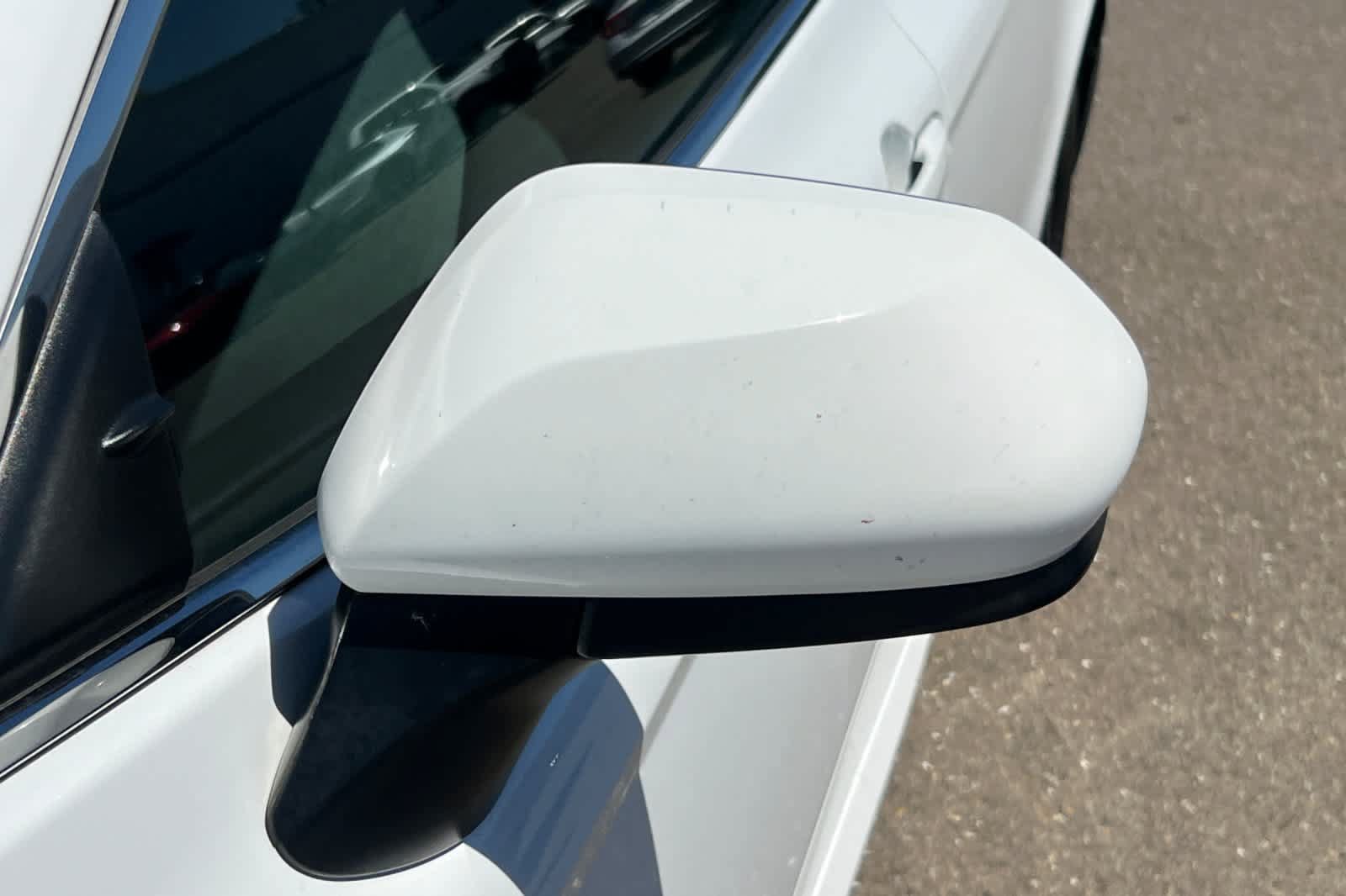 Used 2022 Toyota Camry LE FWD image 9