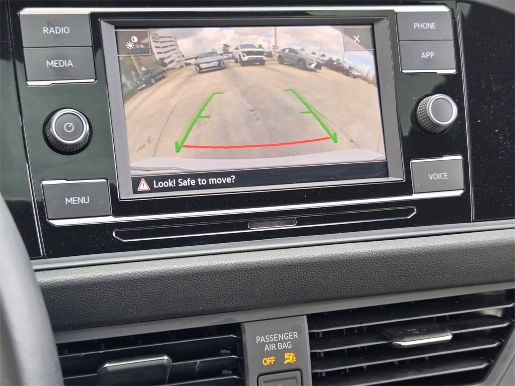 Certified 2020 Volkswagen Jetta R-Line image 22