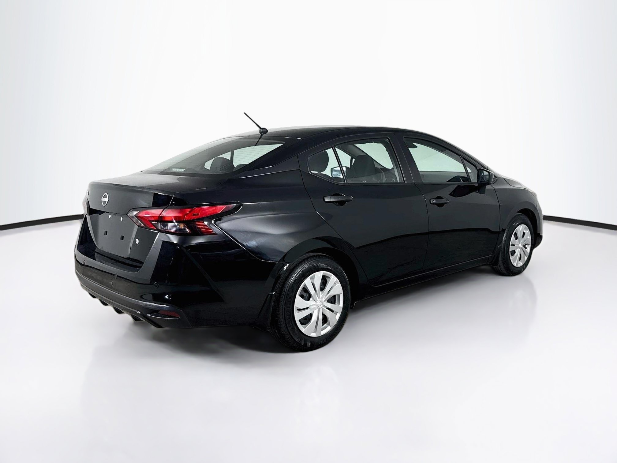 Used 2025 Nissan Versa S w/ Trunk Package FWD image 30