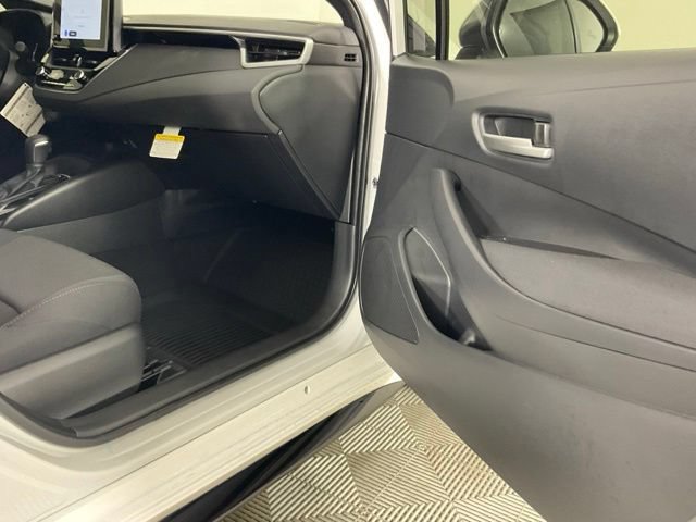 Used 2026 Toyota Corolla SE FWD image 18