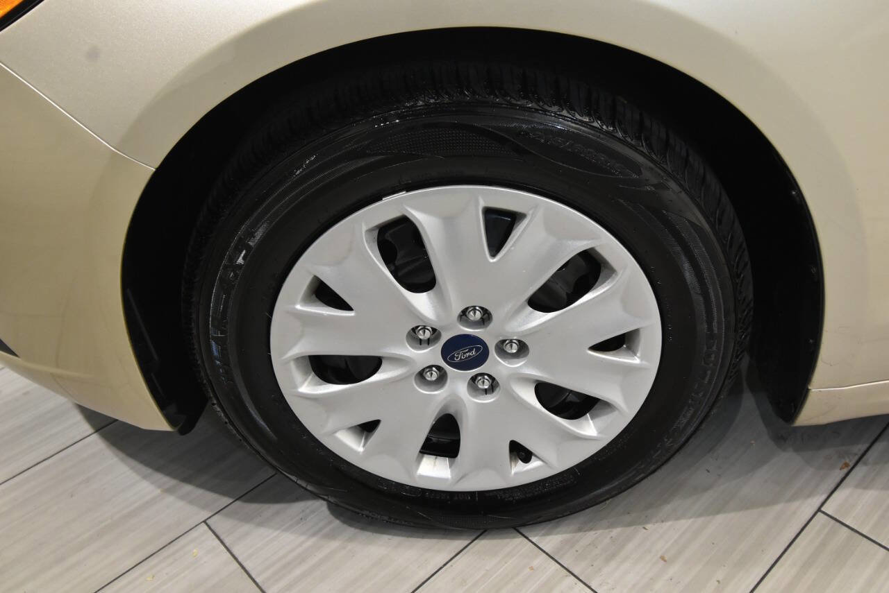 Used 2019 Ford Fusion S image 10