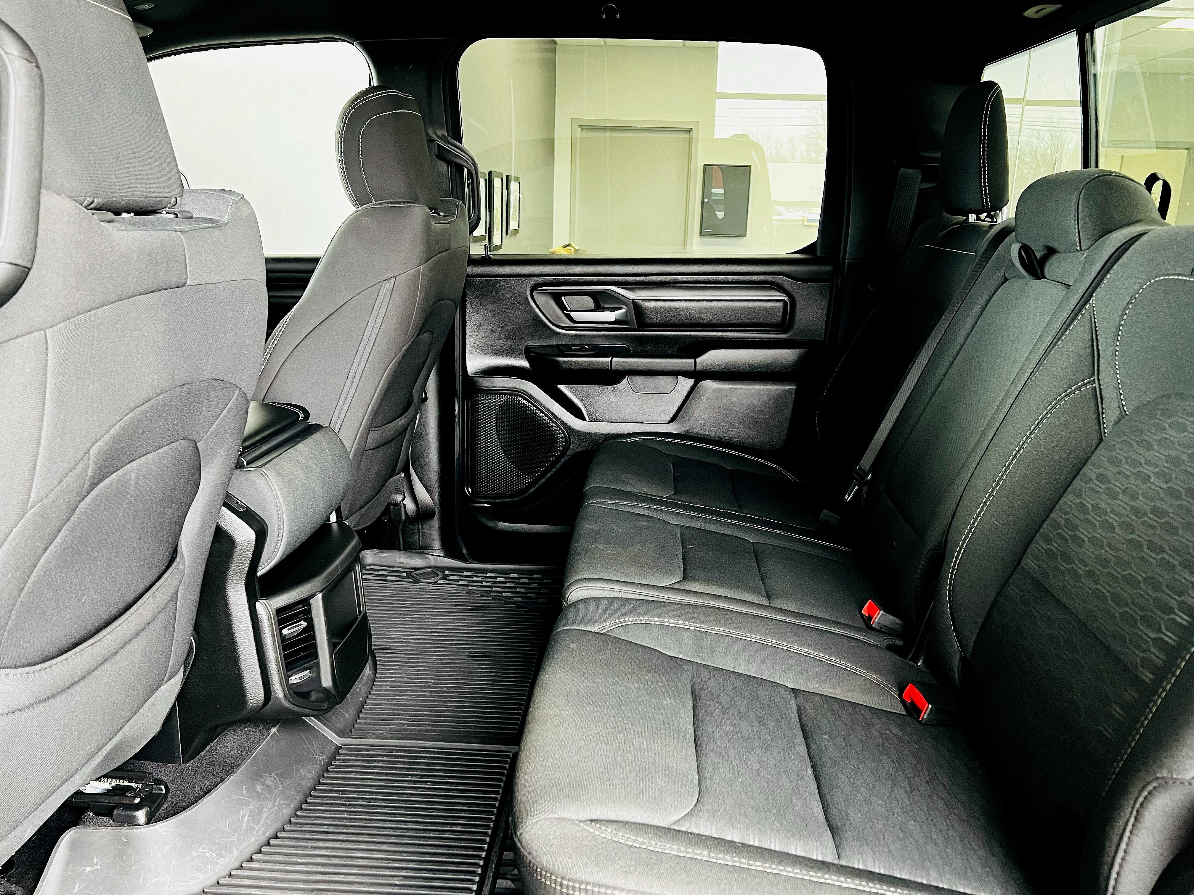 Used 2025 RAM 1500 Warlock AWD/4WD image 19