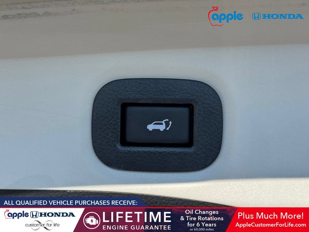 Used 2018 Nissan Rogue SV w/ Premium Package AWD/4WD image 21