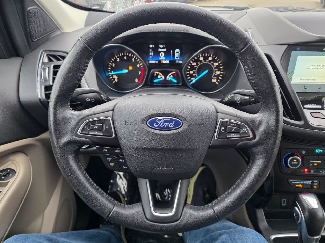 Used 2019 Ford Escape Titanium AWD/4WD image 24