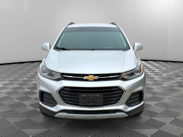 Used 2018 Chevrolet Trax LT w/ LT Convenience Package AWD/4WD image 8