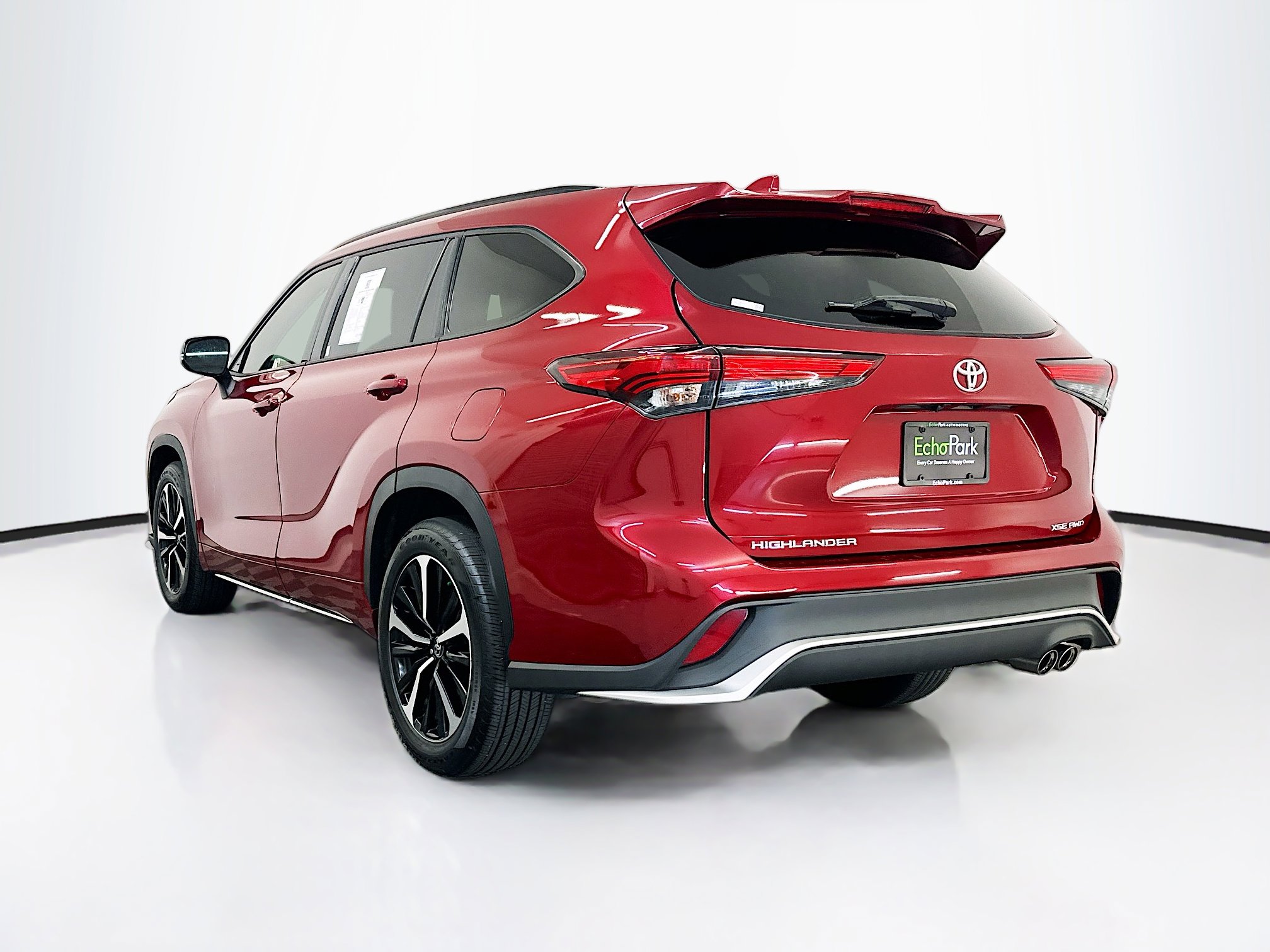 Used 2022 Toyota Highlander XSE image 5