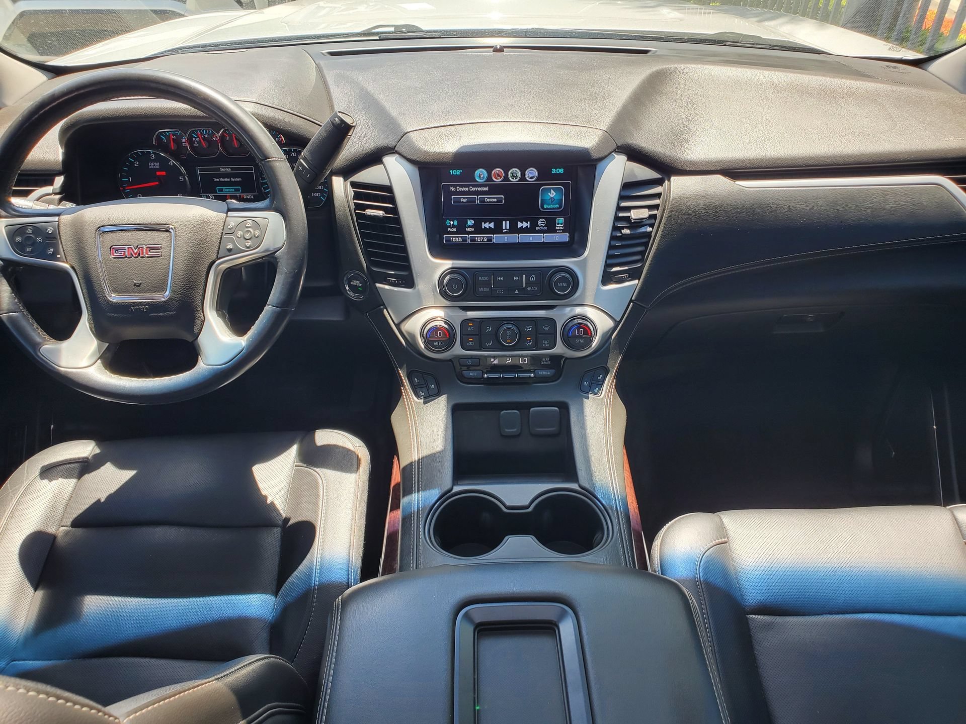 Used 2018 GMC Yukon SLT AWD/4WD image 15