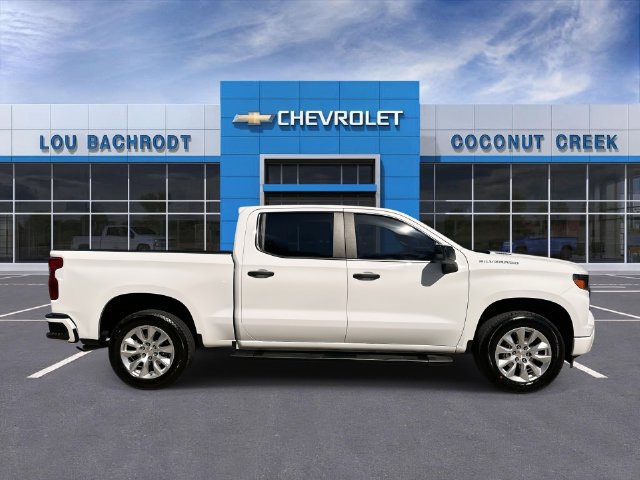 Used 2025 Chevrolet Silverado 1500 Custom RWD image 9