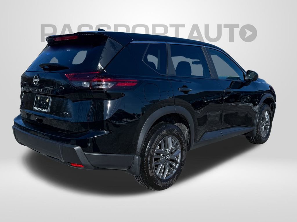 Certified 2025 Nissan Rogue S image 5