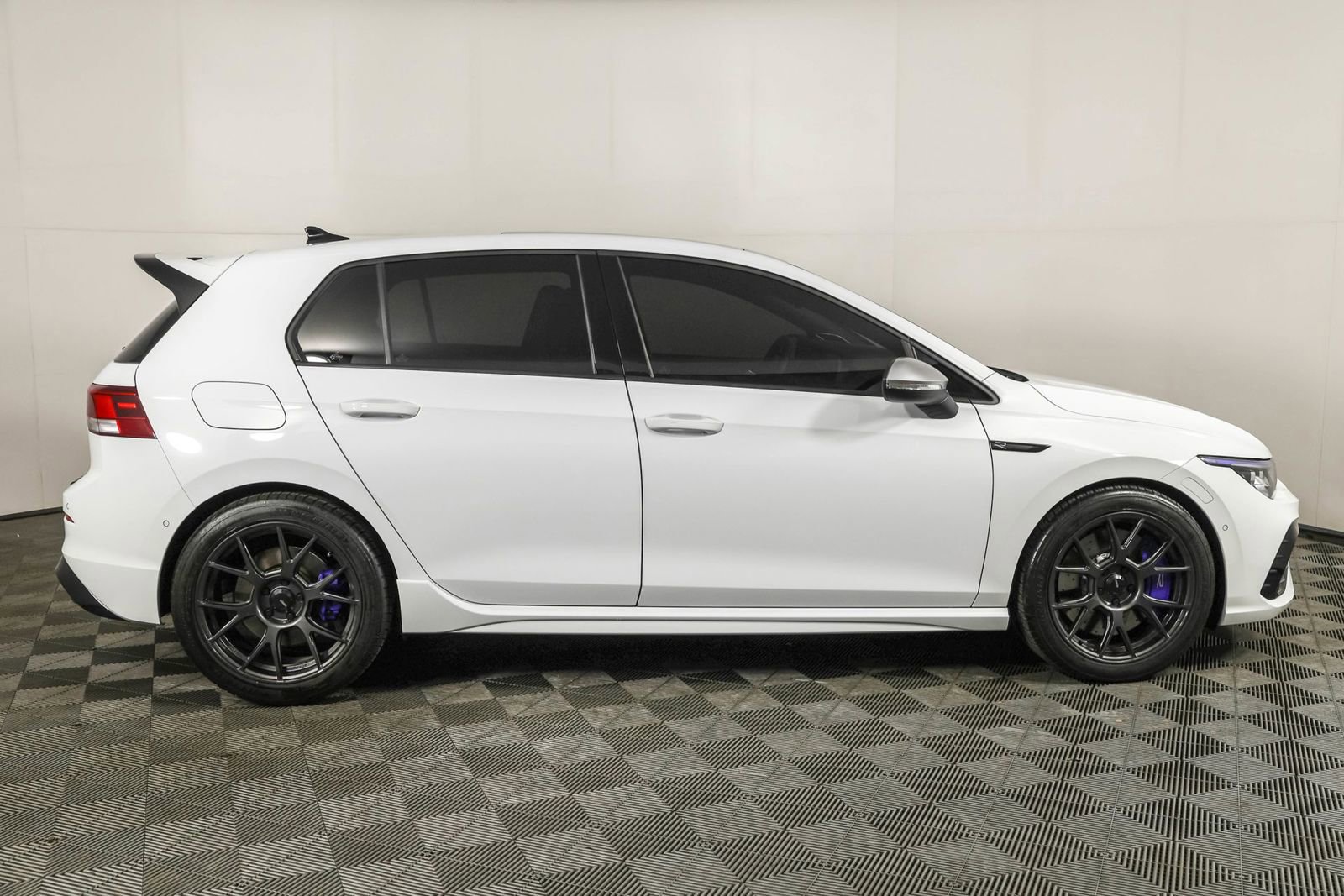 Used 2022 Volkswagen Golf R AWD/4WD image 11