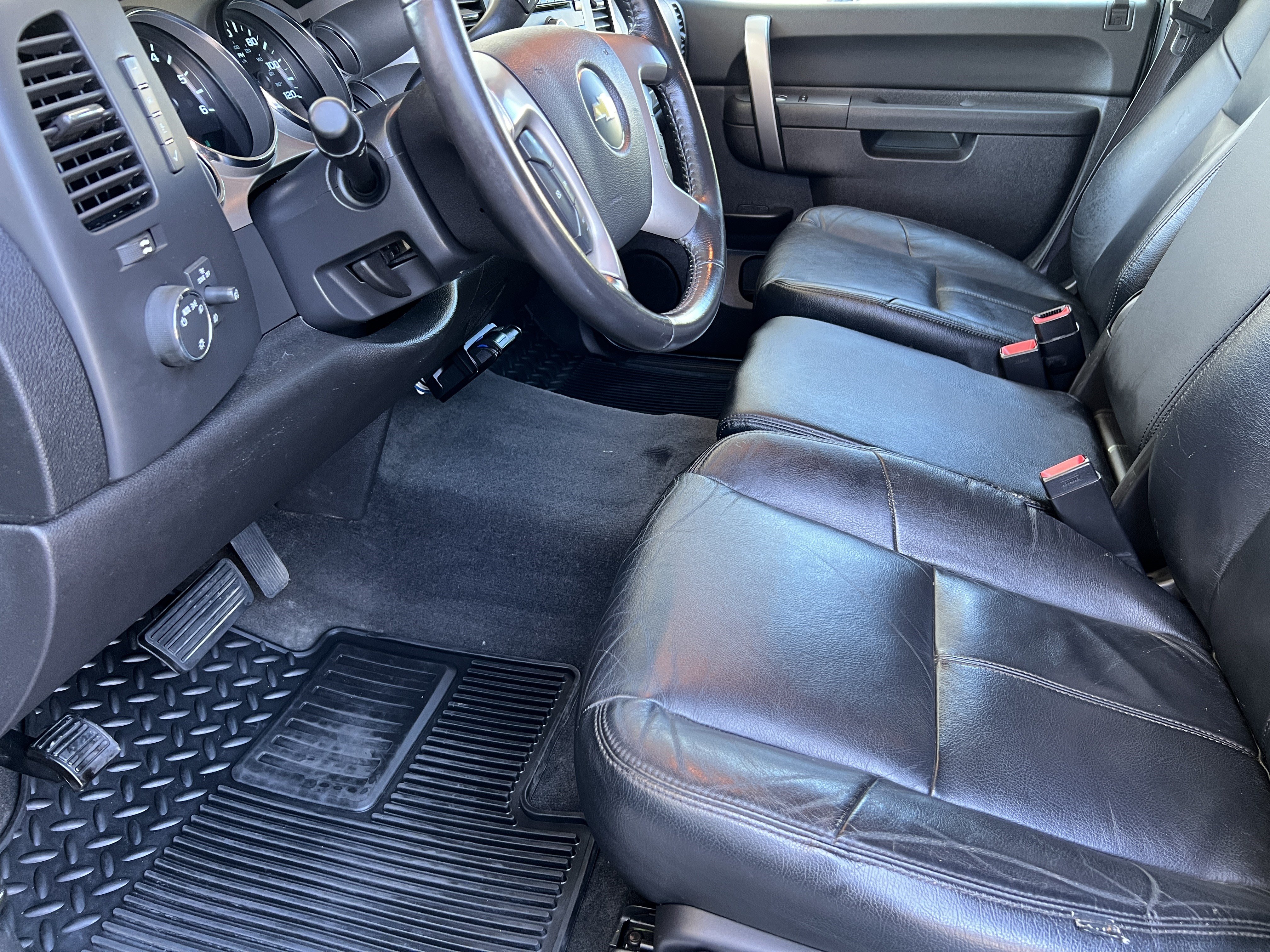 Used 2012 Chevrolet Silverado 1500 LT w/ All-Star Edition AWD/4WD image 12