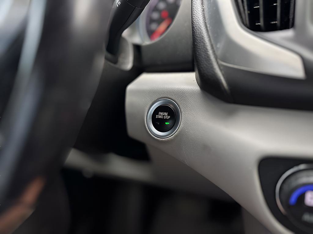 Used 2018 GMC Terrain SLT w/ Preferred Package FWD image 15
