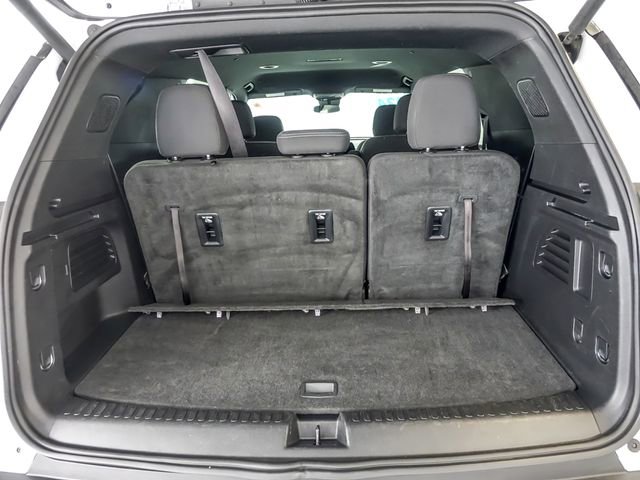 Used 2024 Chevrolet Traverse LT image 30