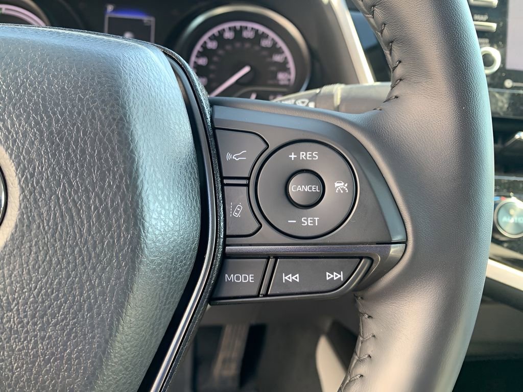 Used 2024 Toyota Camry SE image 27