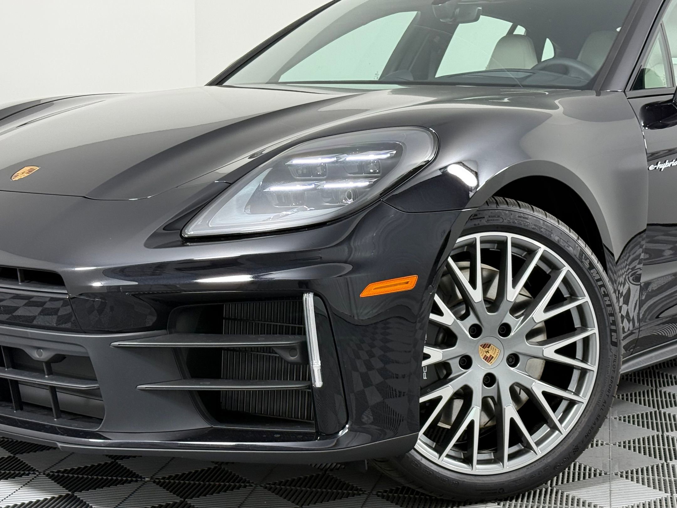 New 2026 Porsche Panamera 4 image 11