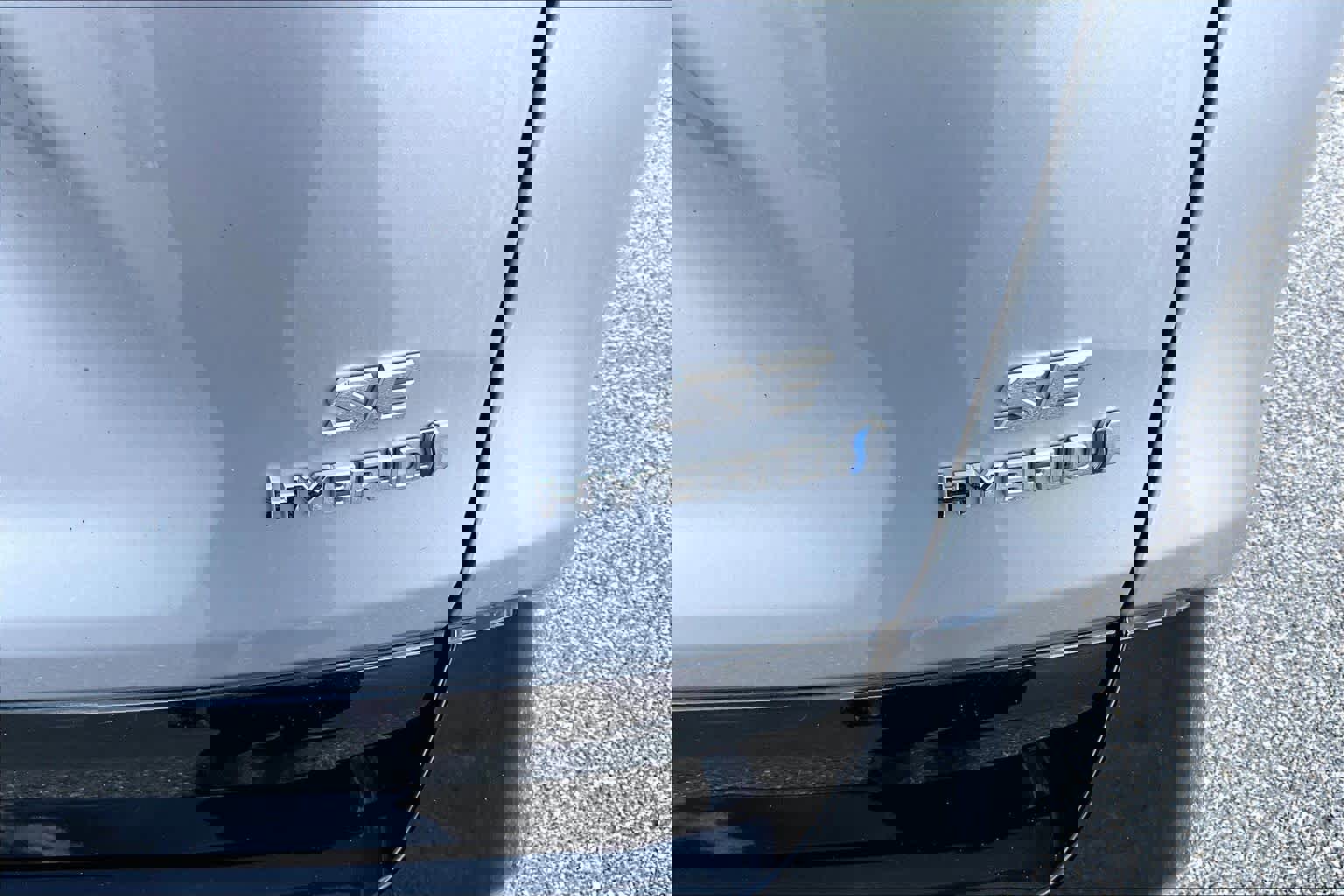 Used 2024 Toyota RAV4 SE w/ Convenience Package image 10