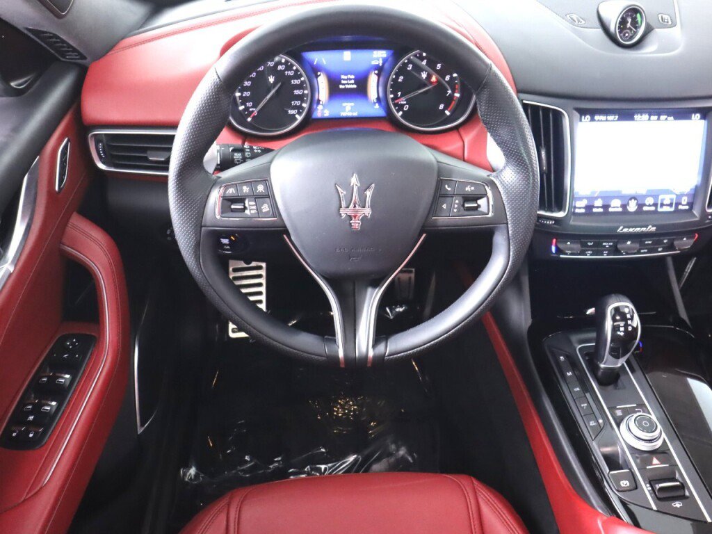 Used 2018 Maserati Levante GranSport AWD/4WD image 37
