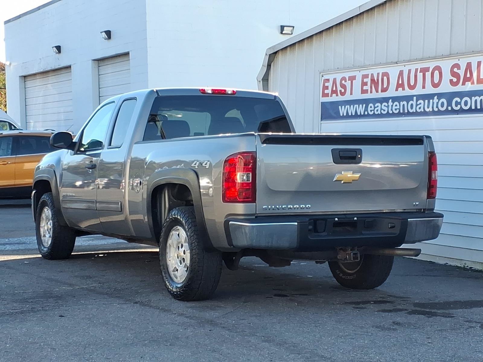 Used 2013 Chevrolet Silverado 1500 LT w/ All-Star Edition AWD/4WD image 3