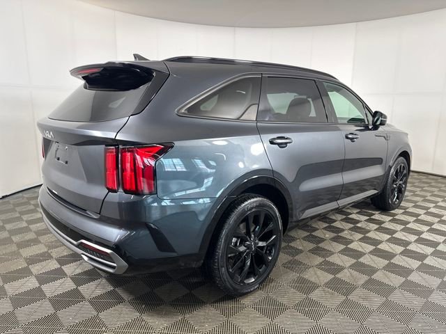Used 2023 Kia Sorento SX image 3