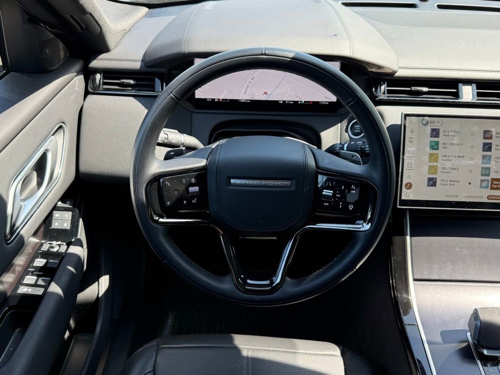 Certified 2026 Land Rover Range Rover Velar Dynamic SE AWD/4WD image 18