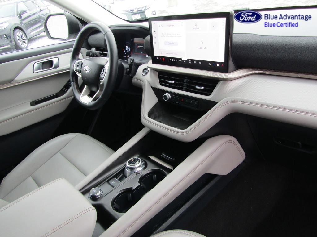 Certified 2025 Ford Explorer Active w/ Active Comfort Package AWD/4WD image 20