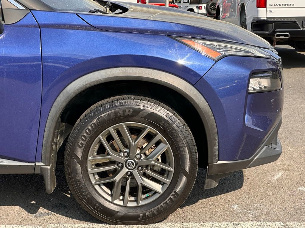 Used 2021 Nissan Rogue S image 40