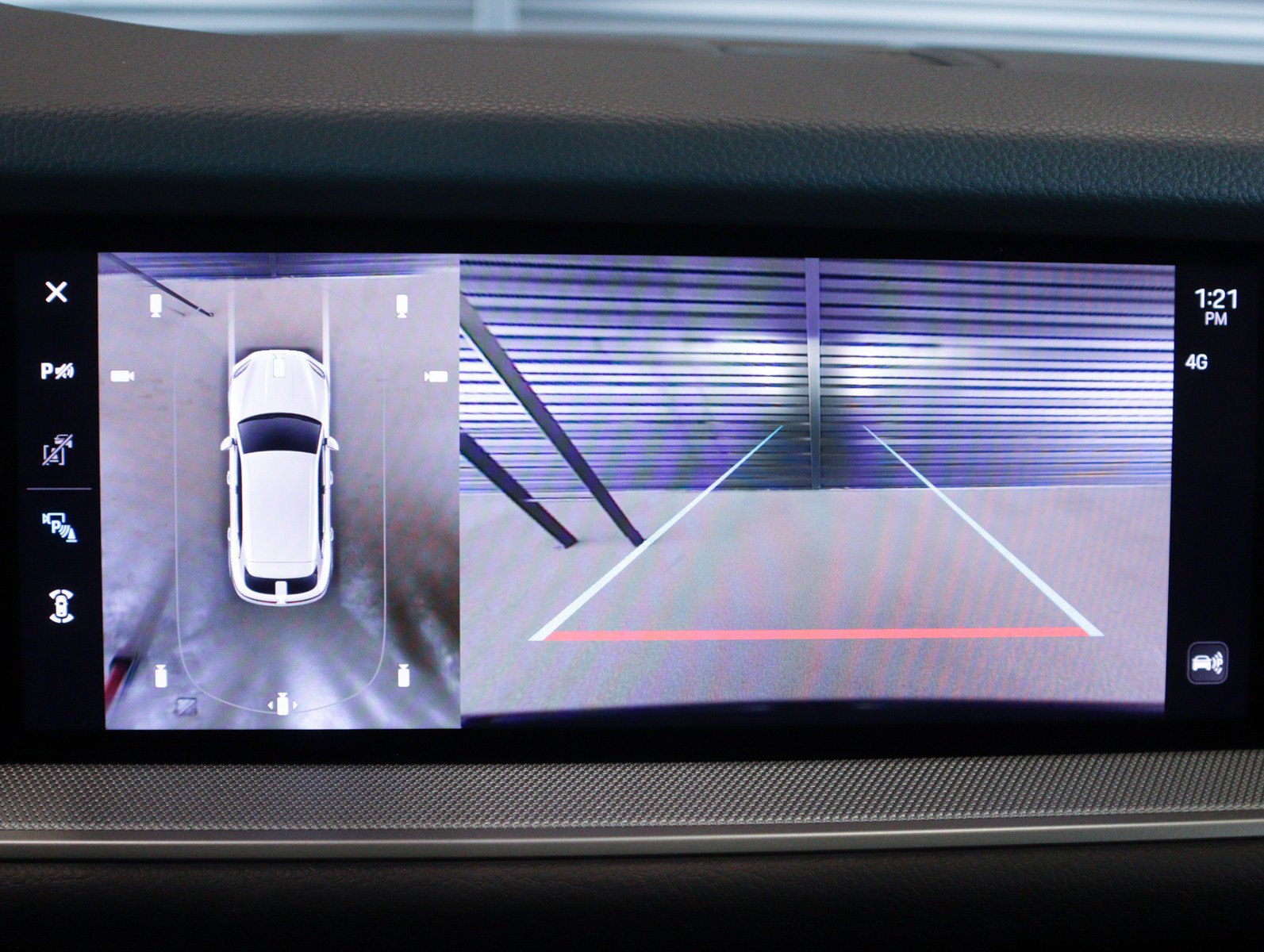 Certified 2026 Porsche Cayenne AWD/4WD image 21