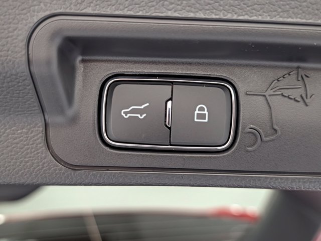 New 2027 Ford Explorer Active w/ Active Comfort Package RWD image 30