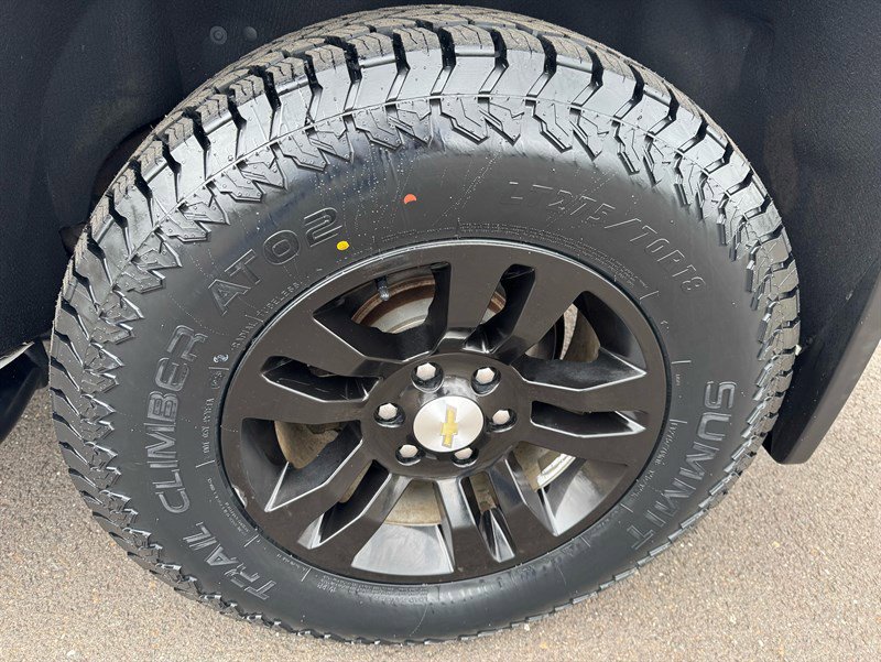 Used 2019 Chevrolet Tahoe LT AWD/4WD image 10