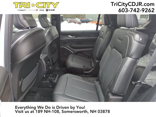 New 2025 Jeep Grand Cherokee L Overland w/ Luxury Tech Group IV image 19