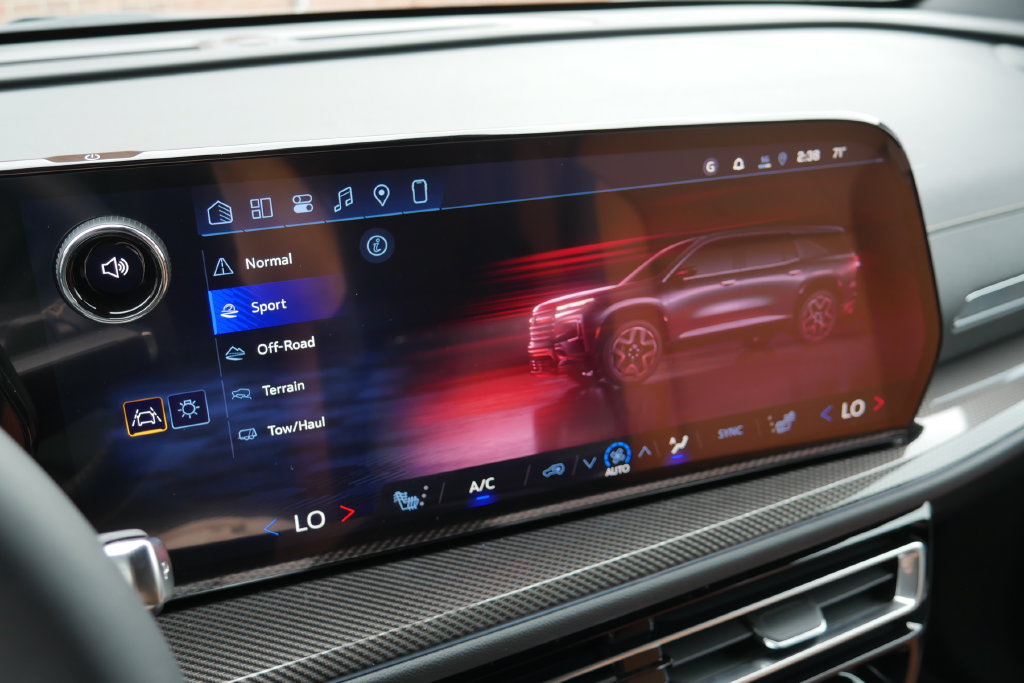 New 2027 Chevrolet Traverse Z71 AWD/4WD image 31