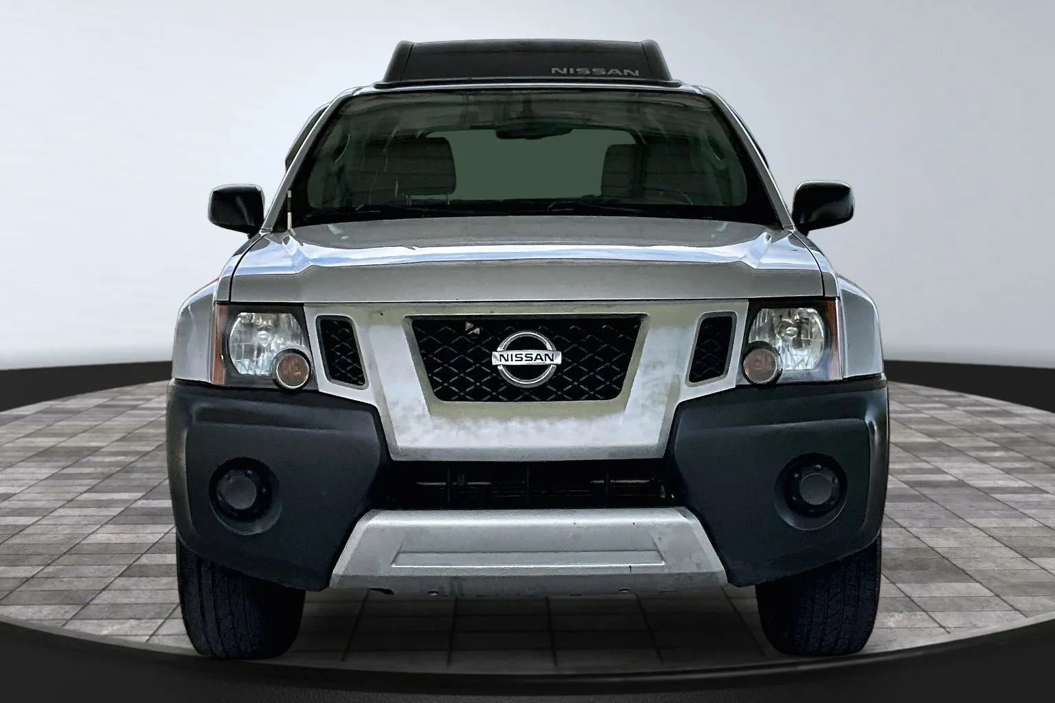 Used 2012 Nissan Xterra X RWD image 2
