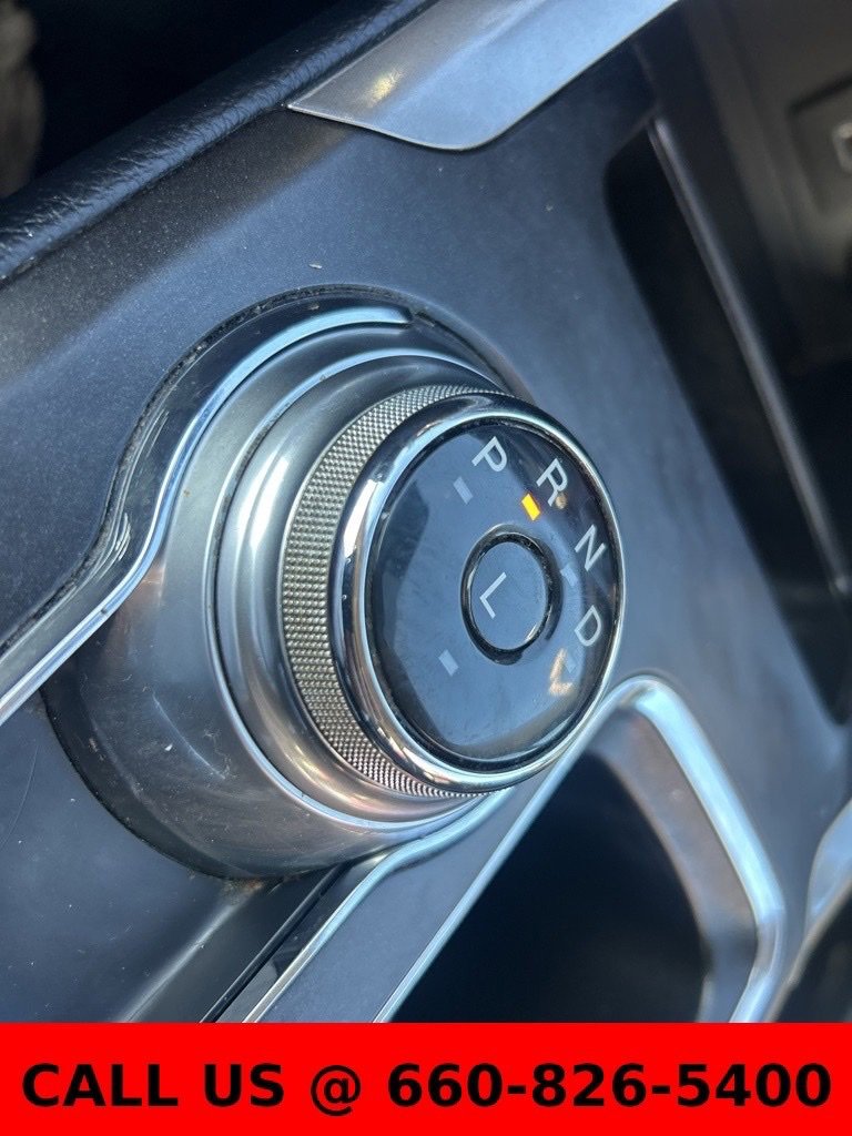 Used 2017 Ford Fusion SE image 7