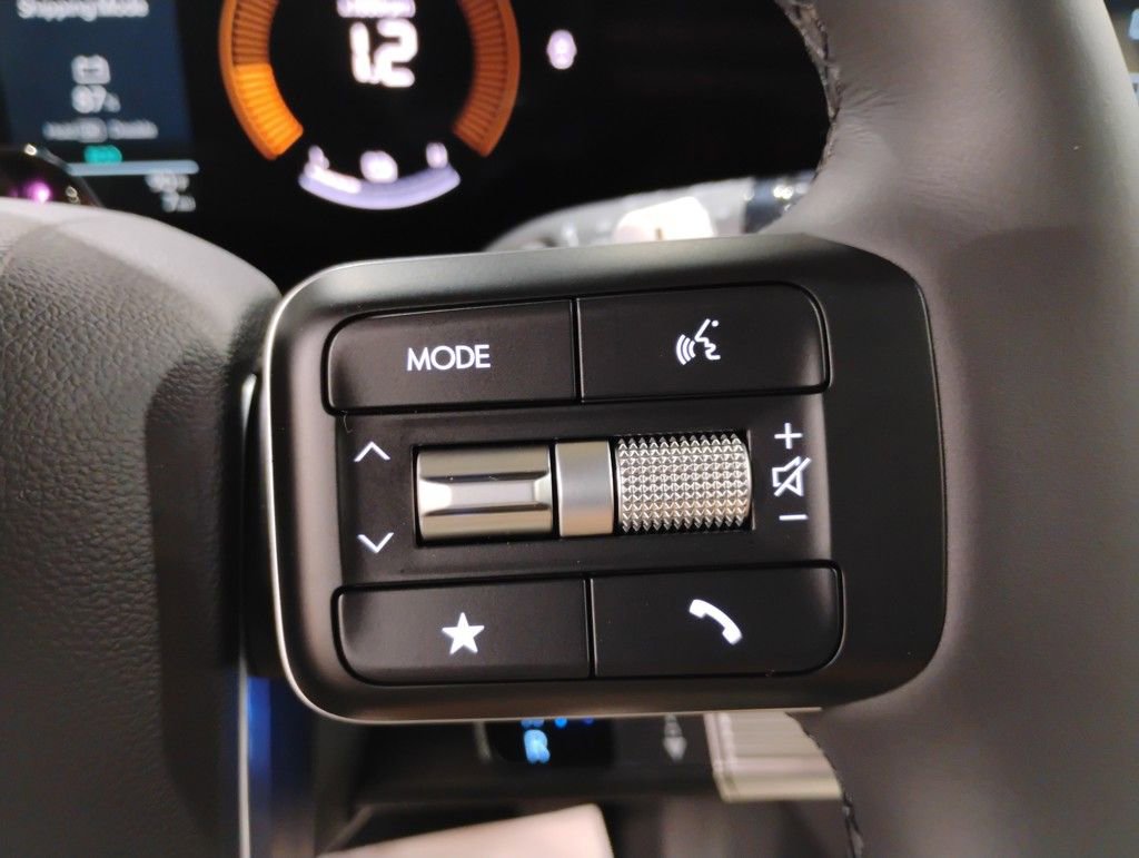 New 2026 Hyundai Santa Fe SEL image 27