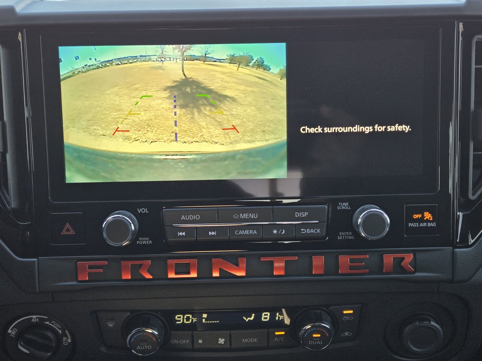 Used 2025 Nissan Frontier PRO-4X image 21