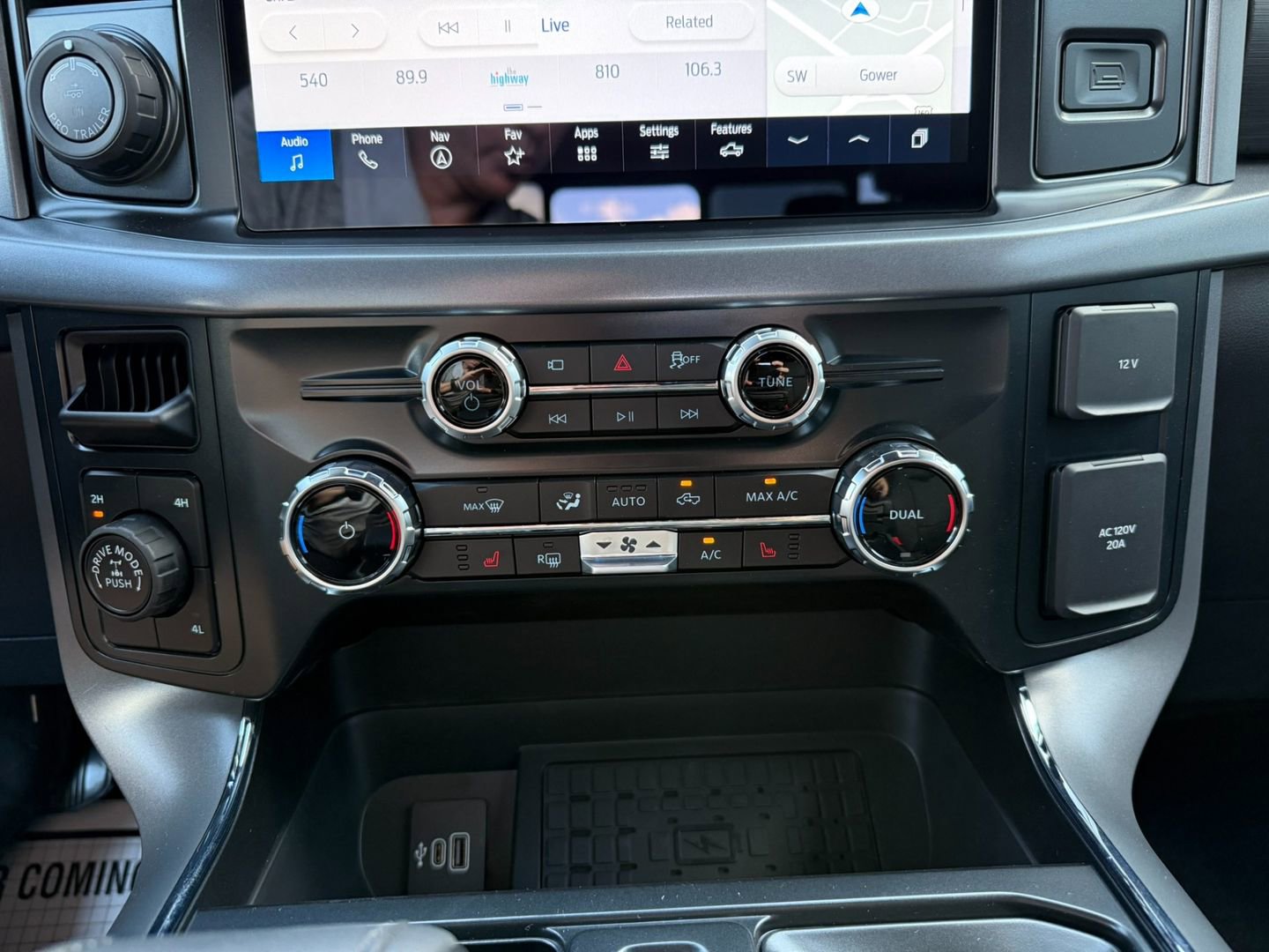 New 2025 Ford F150 XLT w/ Equipment Group 302A MID image 33