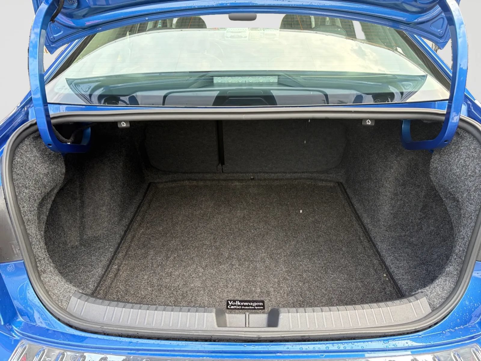 Used 2023 Volkswagen Jetta SE FWD image 16