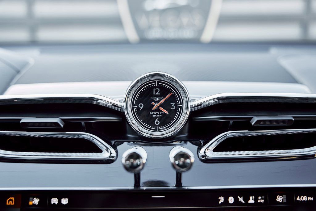 Used 2022 Bentley Bentayga image 79