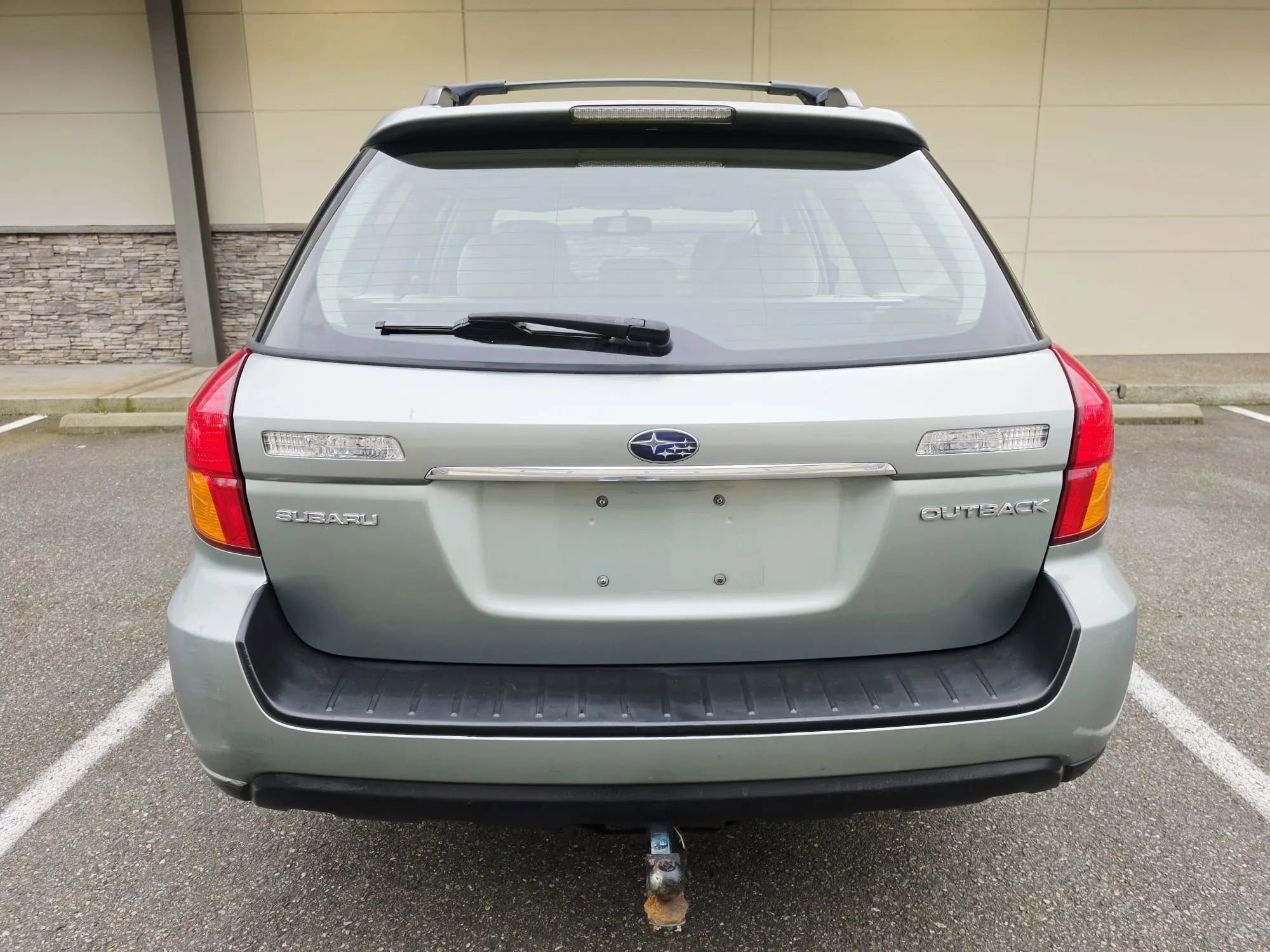 Used 2006 Subaru Outback 2.5i Special Edition w/ Popular Equipment Group 1D AWD/4WD image 4