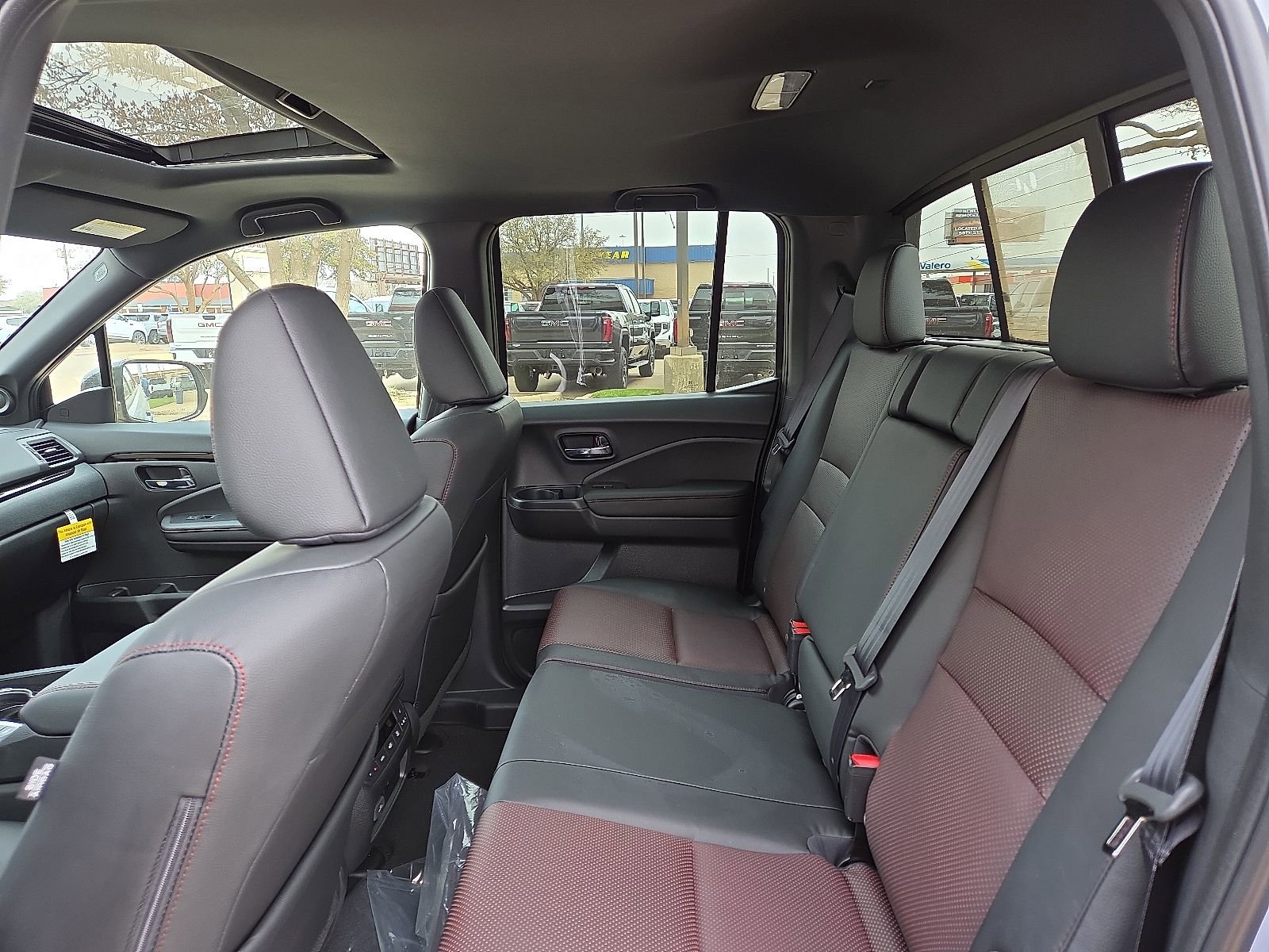 New 2026 Honda Ridgeline Black Edition image 7