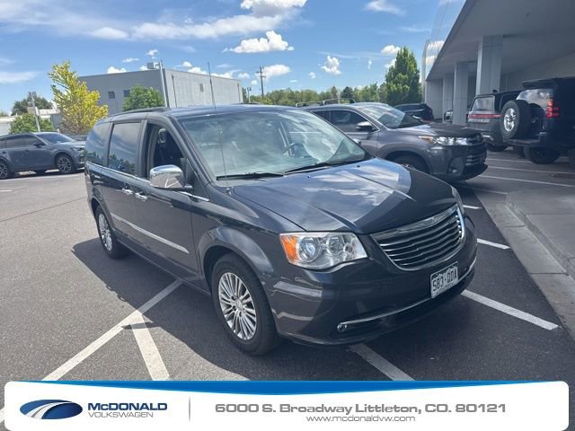 Used 2014 Chrysler Town & Country Touring-L w/ Driver Convenience Group